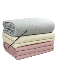 Elegance - quilted coverlet 260x270 cm