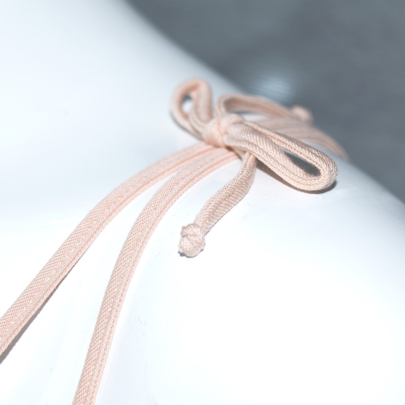 Parisienne with straps and lace –...