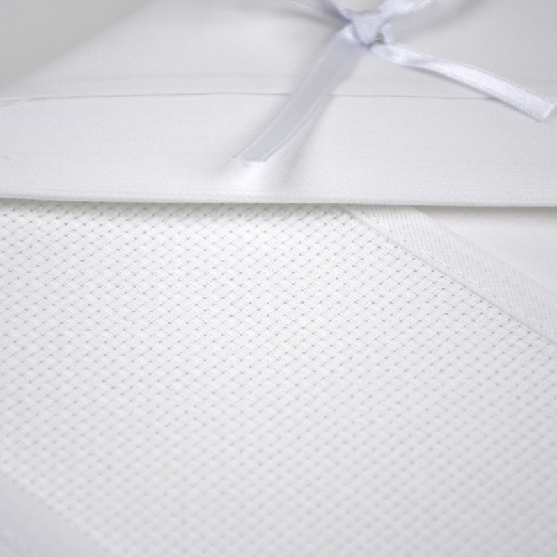 Sheet set for crib and pram to be... Sheet set for crib and pram to be...