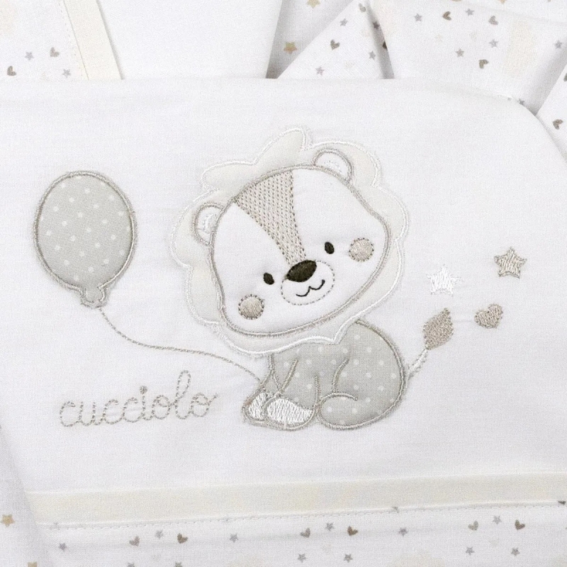 Cot sheet set next to me by Bruco...