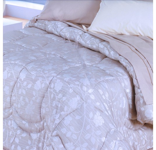Bed quilts italian brand