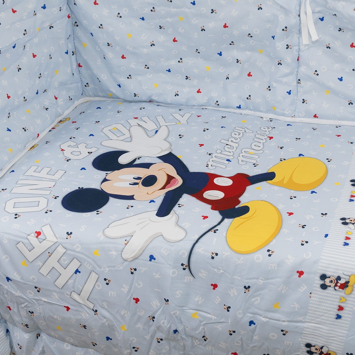 Mickey mouse best sale baby crib bedding