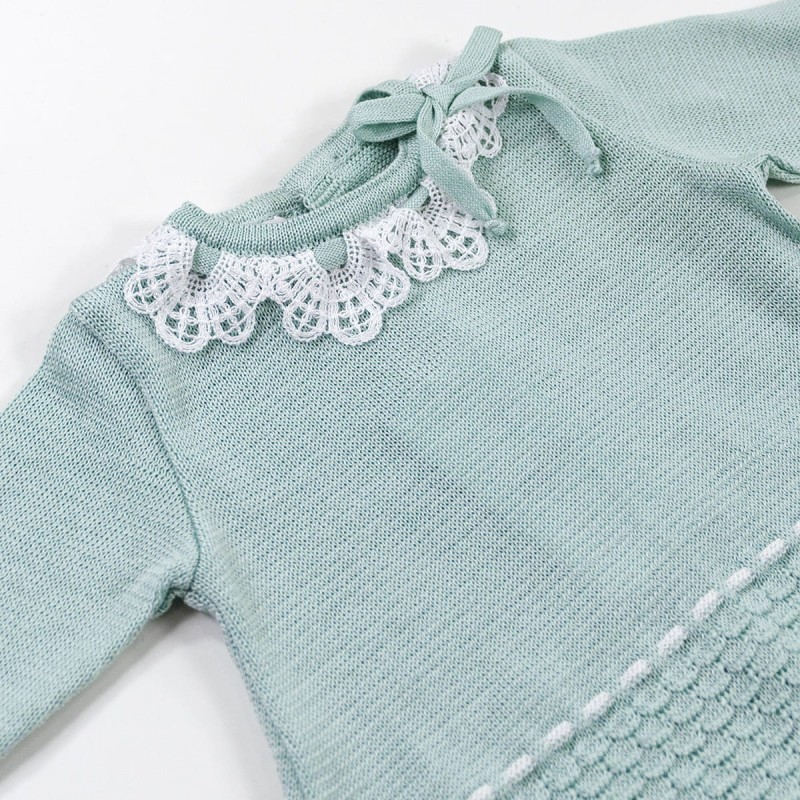 Two-piece romper in thread and lace...