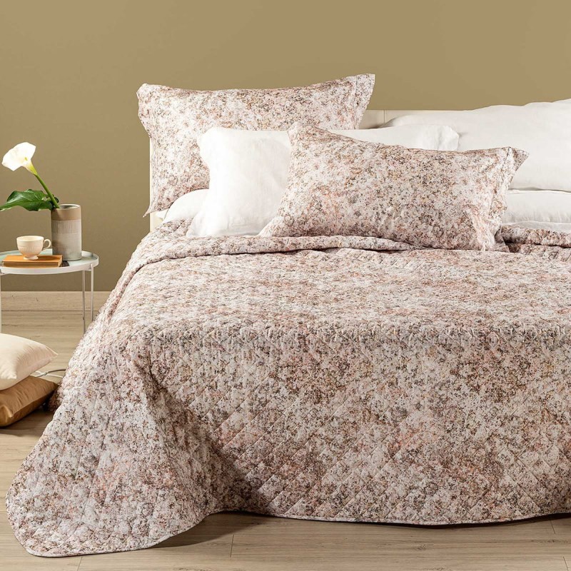 Minerva - quilted double bed cover by Caleffi