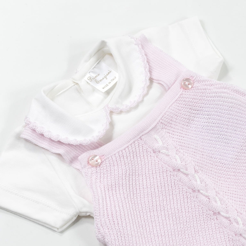 Two-piece outfit in thread for baby...