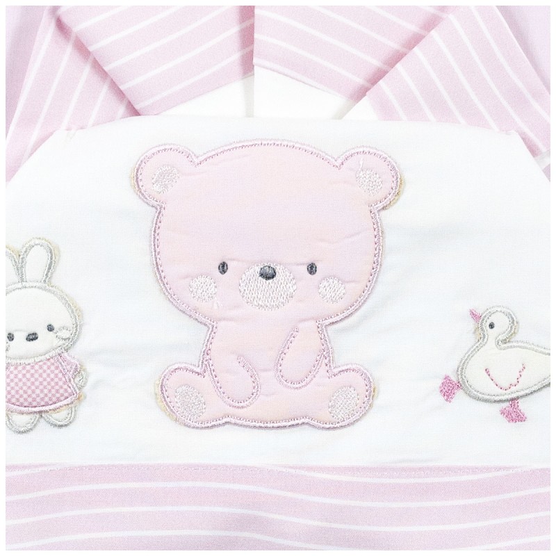 Maxi cradle sheet set next to me...