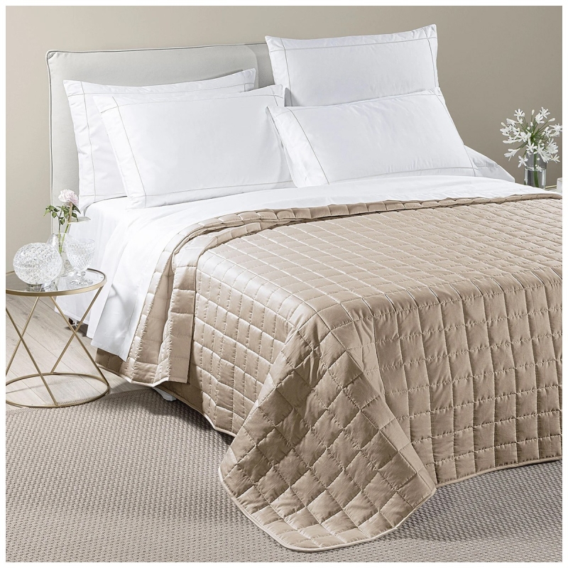 Ducale – Quilted Bedspread by Caleffi...