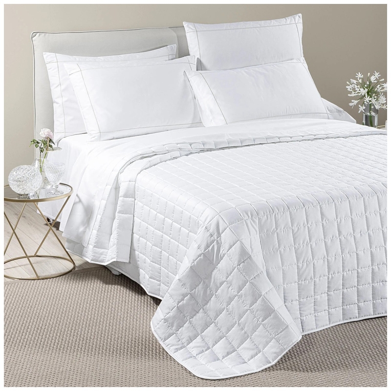 Ducale – Quilted Bedspread by Caleffi...