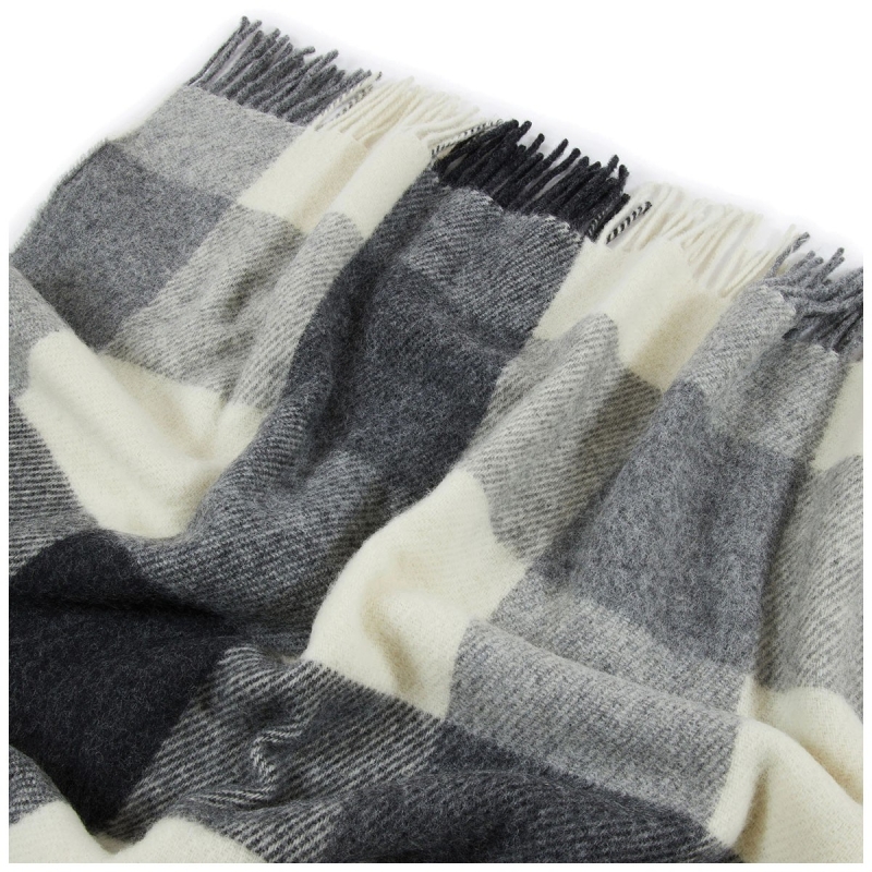 Adamello Check – Pure Wool Blanket...