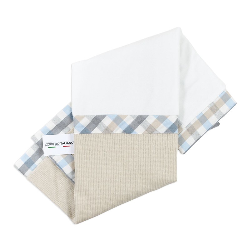 Copertina in ciniglia con fantasia... Copertina in ciniglia con fantasia...