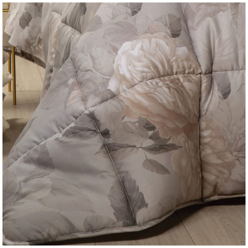 Rosa Alba - Winter Double Bed Quilt | Corredoitaliano.com