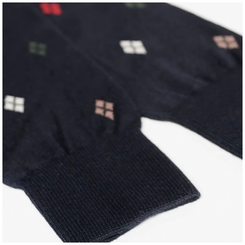 Warm and breathable Perofil winter socks, perfect for any occasion
