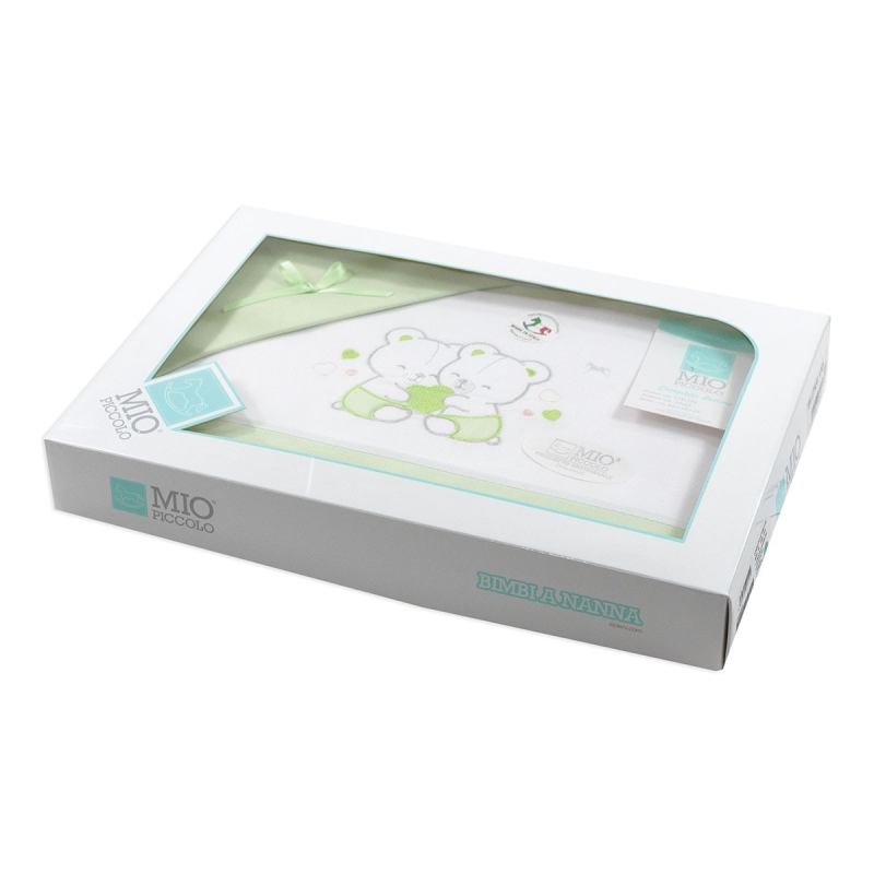 Baby crib sheet set with teddy bears and green border