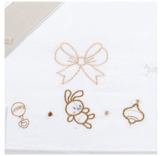 Set lenzuola culletta e carrozzina con ricamo coniglietto in cotone 2