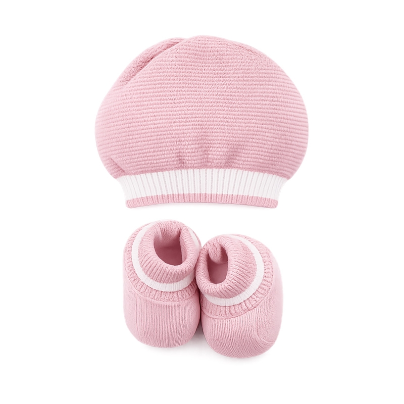 Newborn baby girl first outing...