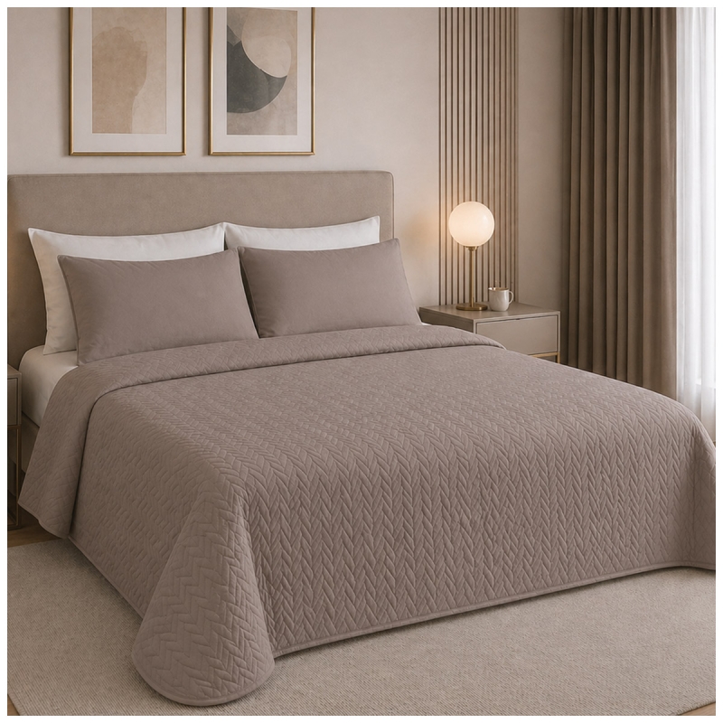 Double quilted bedspread in pure...