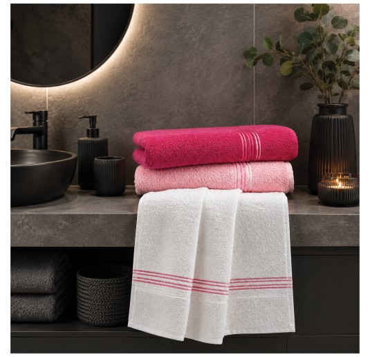 Gabel Titano face and guest towels in 400 gsm cotton terry for modern and classic bathrooms