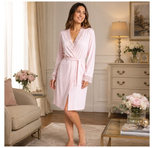 Women’s cotton kimono dressing gown with lace sleeves -...