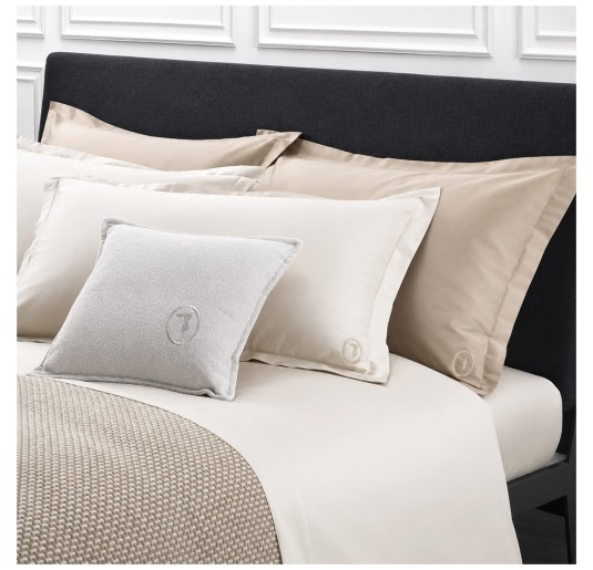 Set lenzuola matrimoniali in raso puro cotone Trussardi Home per letto moderno 2