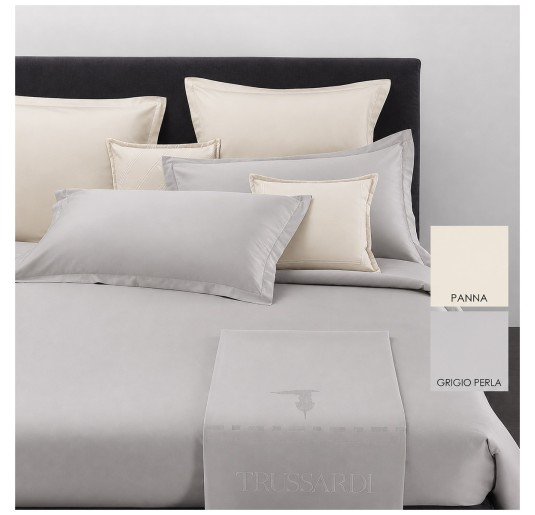 Set lenzuola matrimoniali in raso puro cotone Trussardi Home per letto moderno