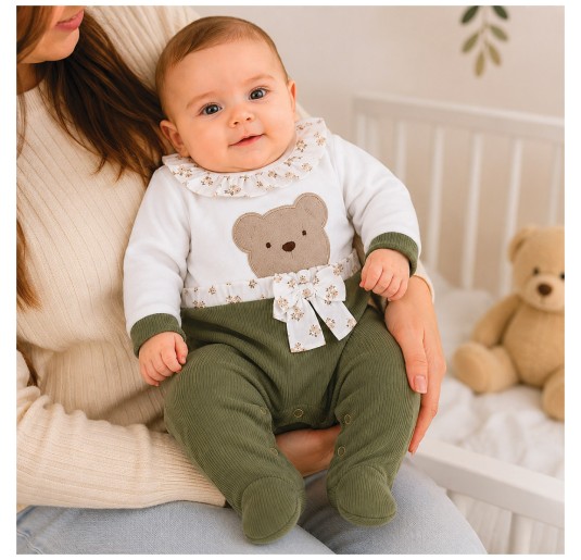 Tutina neonata in ciniglia con ricamo orsetto e fiocco -... 2