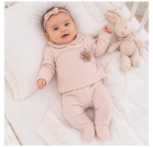 Velour baby girl outfit 2-piece with floral detail by Le... 2