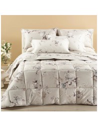 Chiaro di Luna cotton sateen double bed quilt displayed on a bed