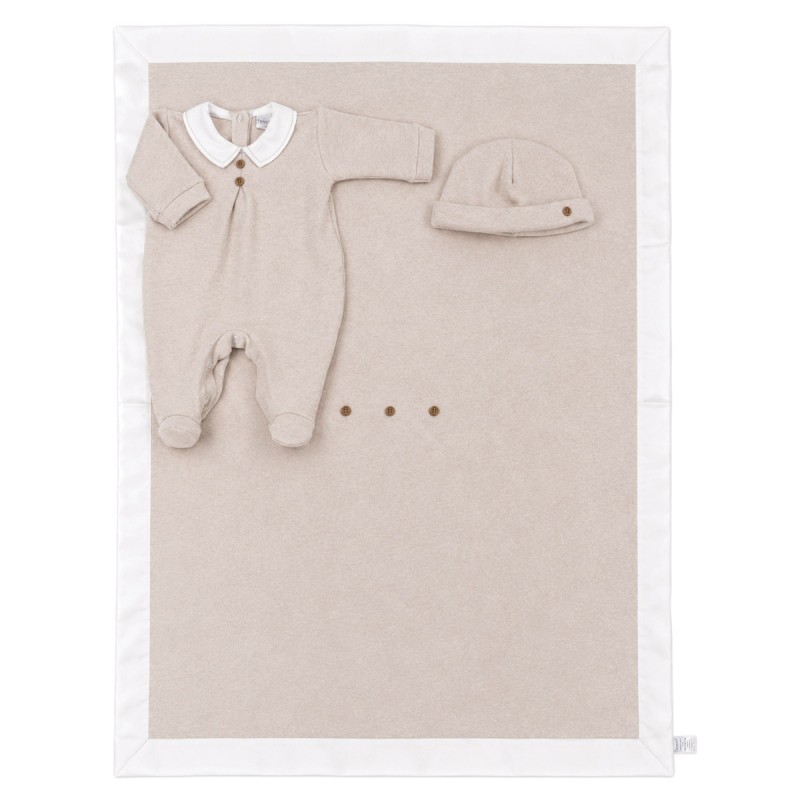 Winter newborn layette set by Klaiadì in beige with sleepsuit, hat and blanket
