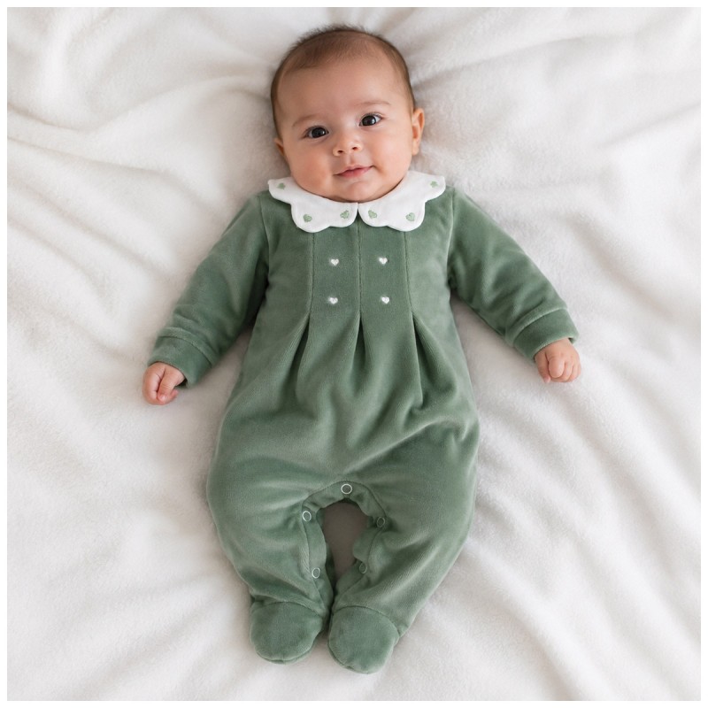 Sage Green chenille baby girl sleepsuit with heart embroidery and snap-button closure Klaiadì K205TCVV