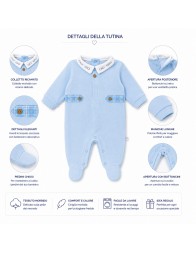 Tutina neonato in ciniglia celeste ricamata con colletto bianco e piedini