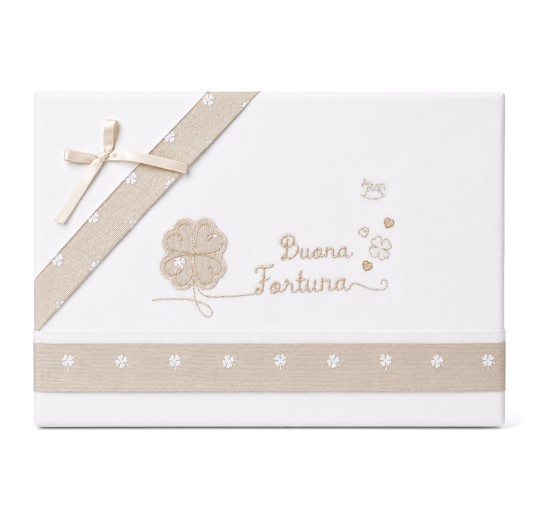 Set lenzuola Next to Me in cotone con ricamo Buona Fortuna e quadrifoglio