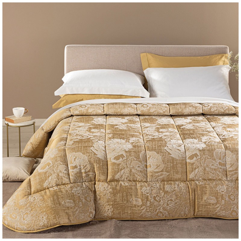Rosier Caleffi winter quilt in jacquard satin