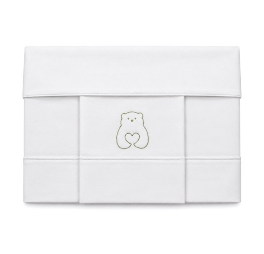 Embroidered baby sheet set for crib and carrycot by Coccodè Firenze with sage green teddy bear