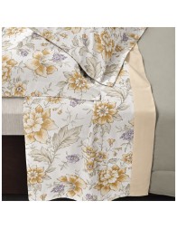 Ilda Gabel double bed flannel sheet set styled on a double bed with floral pattern