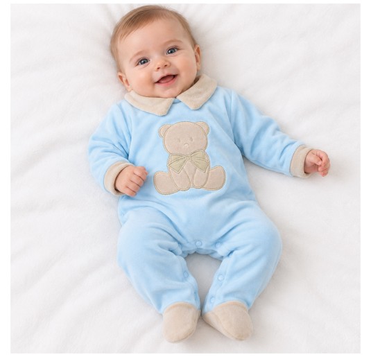Tutina neonato in ciniglia azzurra con orsetto ricamato e colletto beige 2