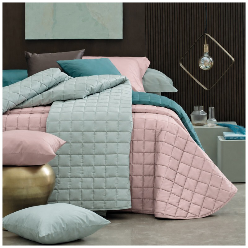 Quilted Bedspread in 330TC Pure...