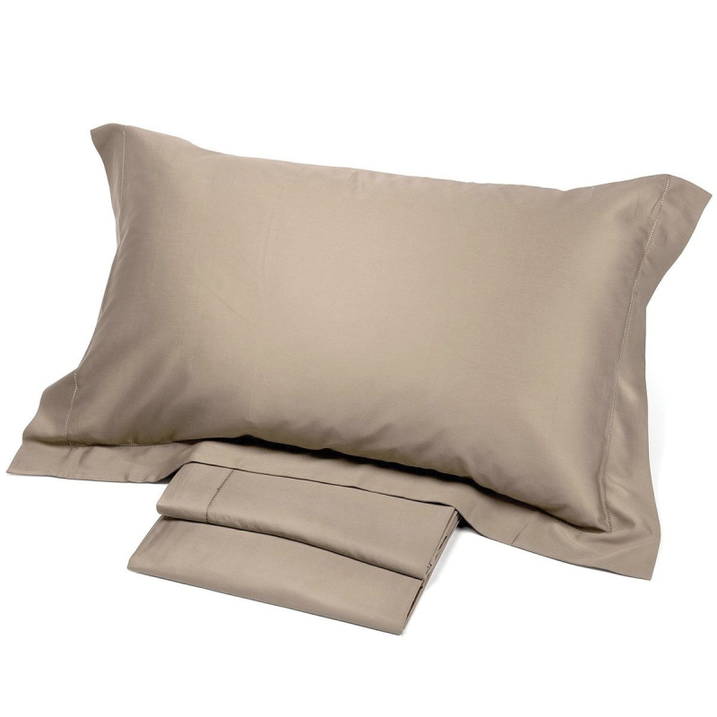 Double bed sheet set in cotton sateen...